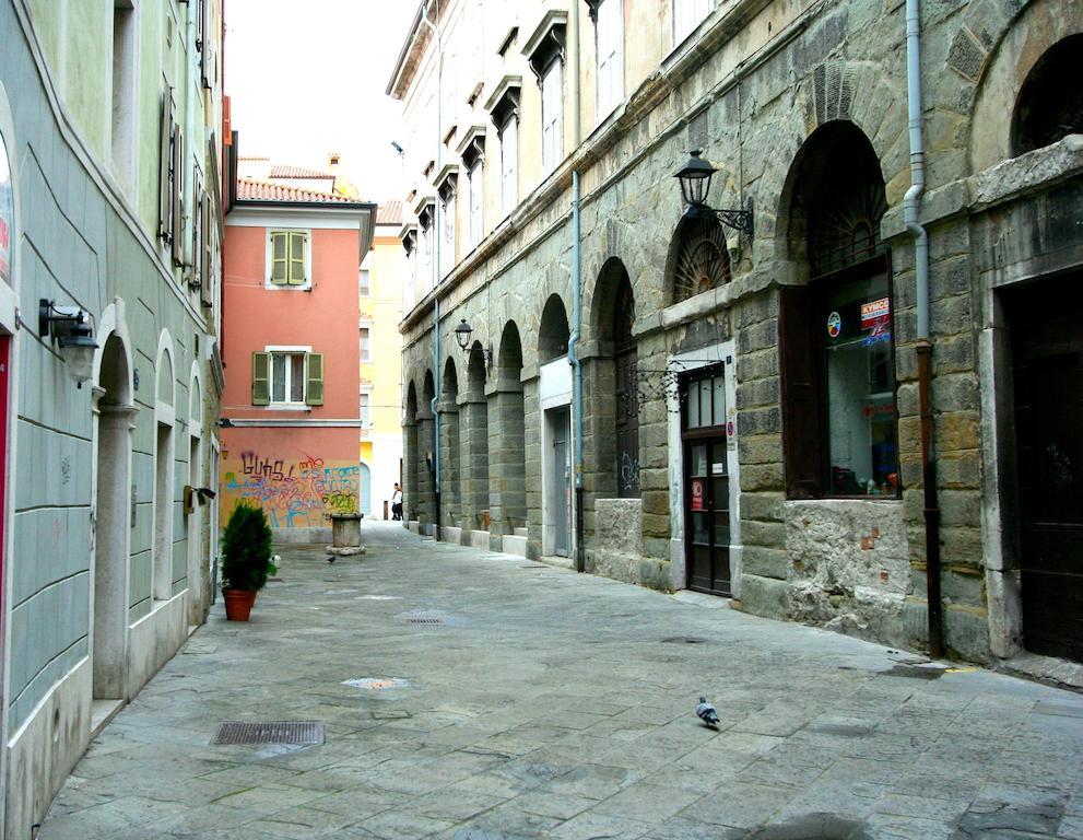 Piazza Grande City Residence Trieste Luaran gambar