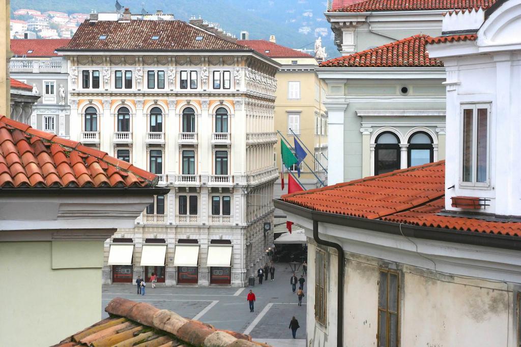 Piazza Grande City Residence Trieste Luaran gambar